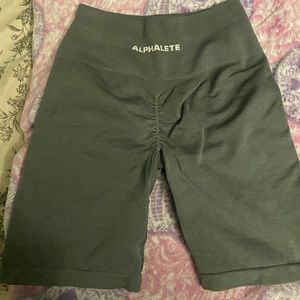 Small alphalete biker shorts